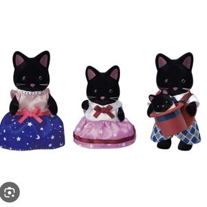 Calico Critters Midnight Cat Family